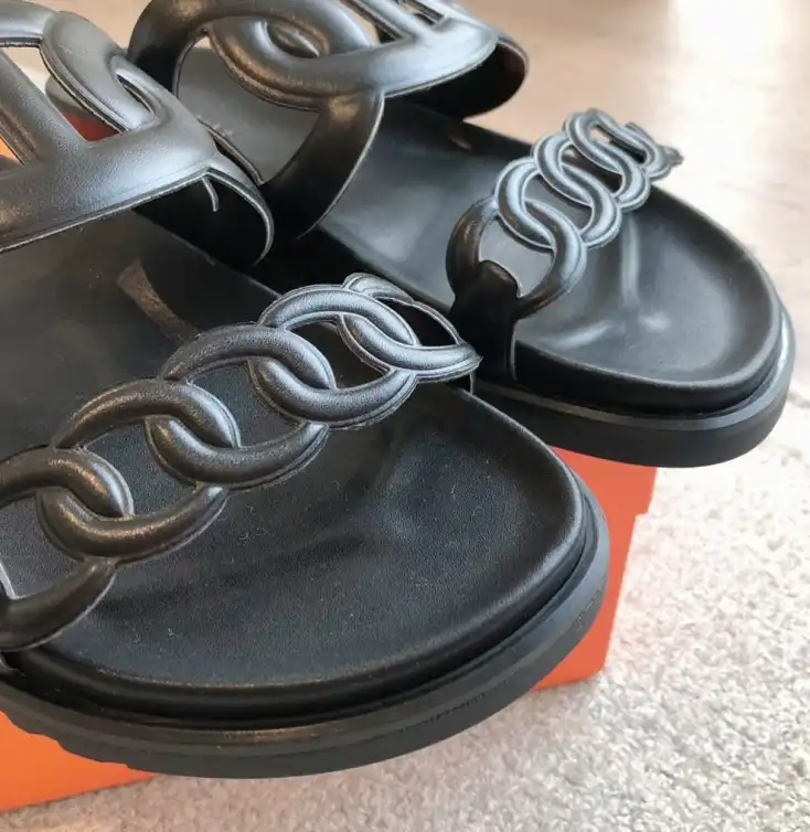 hype Hermes Slippers