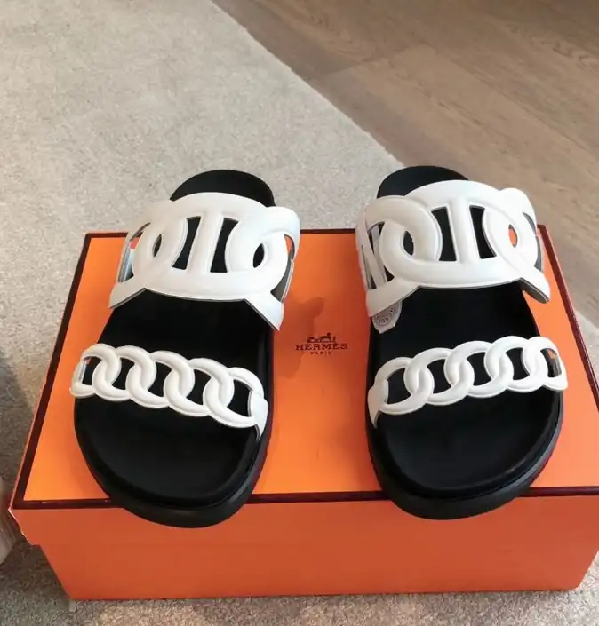 hype Hermes Slippers