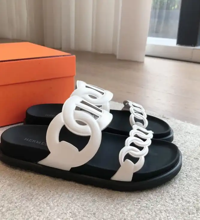 hype Hermes Slippers