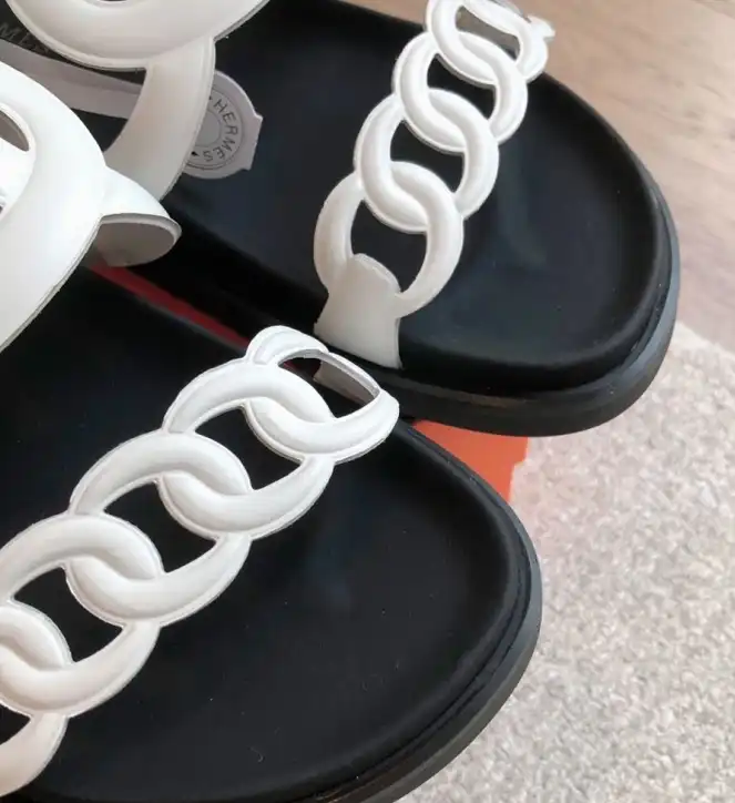 hype Hermes Slippers