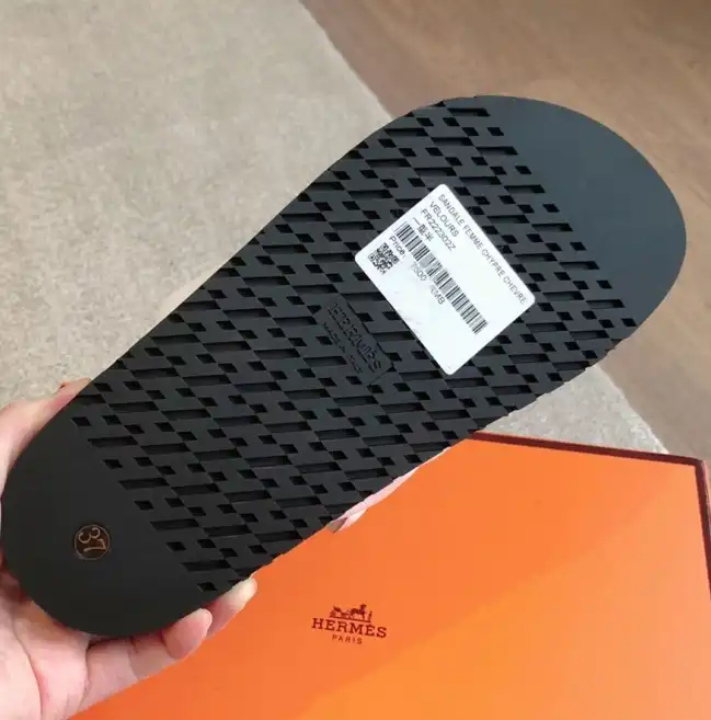 hype Hermes Slippers