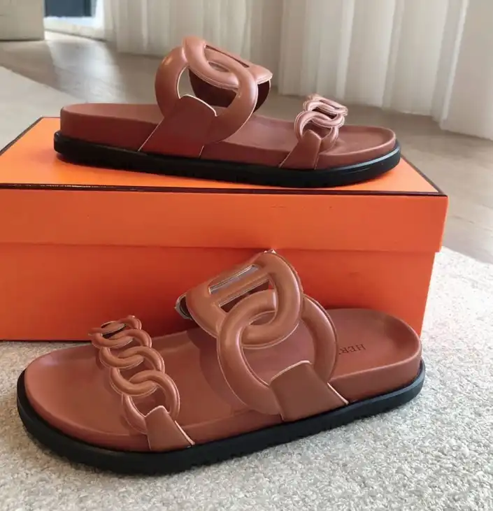 hype Hermes Slippers