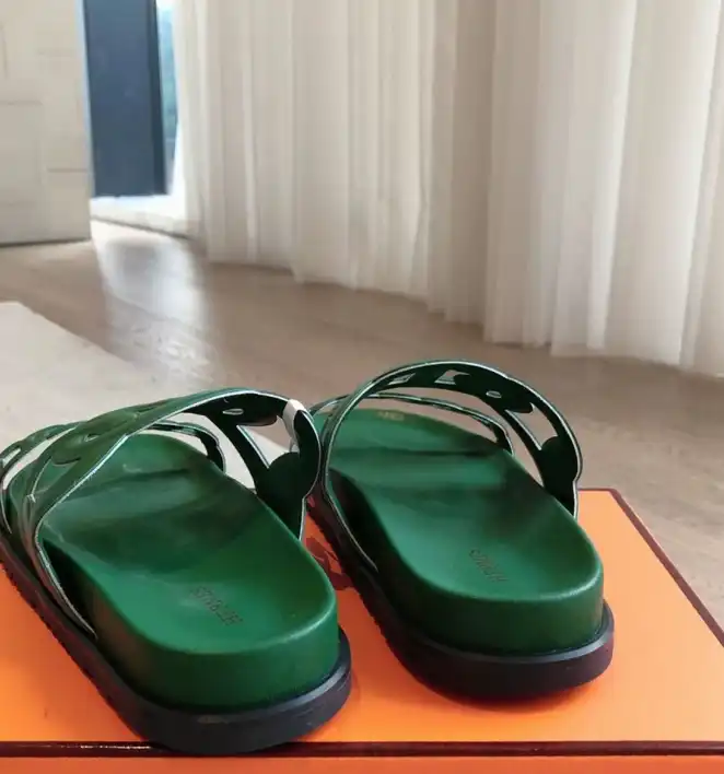 hype Hermes Slippers