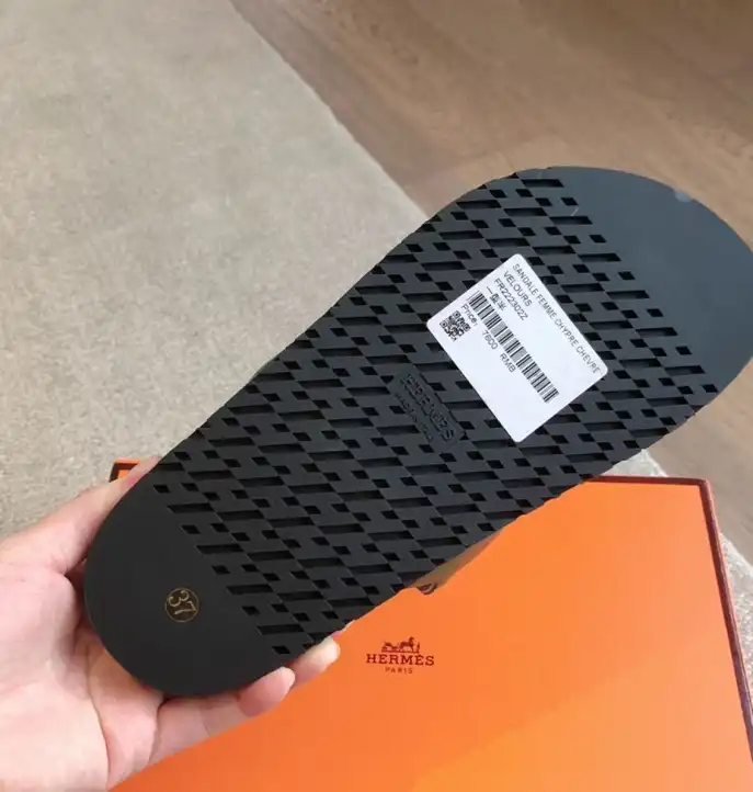 hype Hermes Slippers