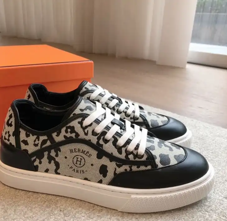 hype Hermes Casual Shoes