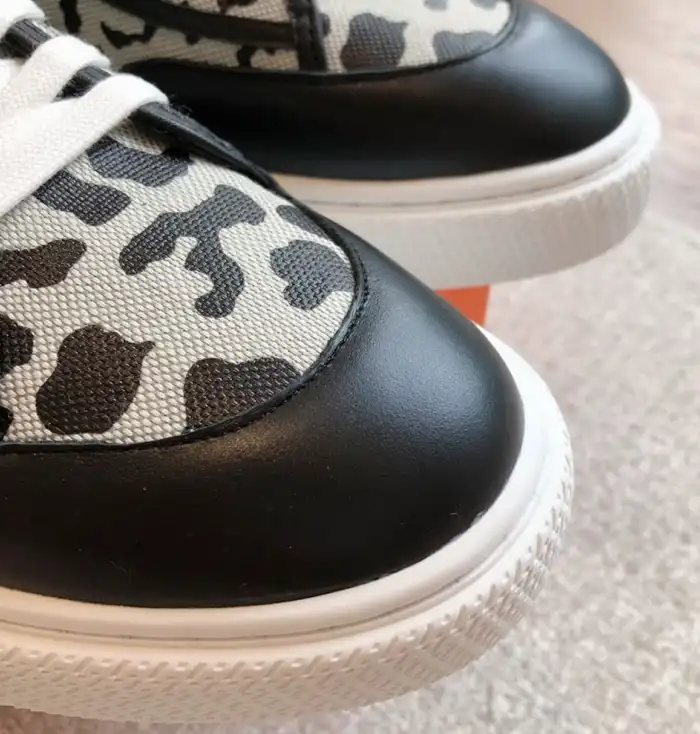 hype Hermes Casual Shoes