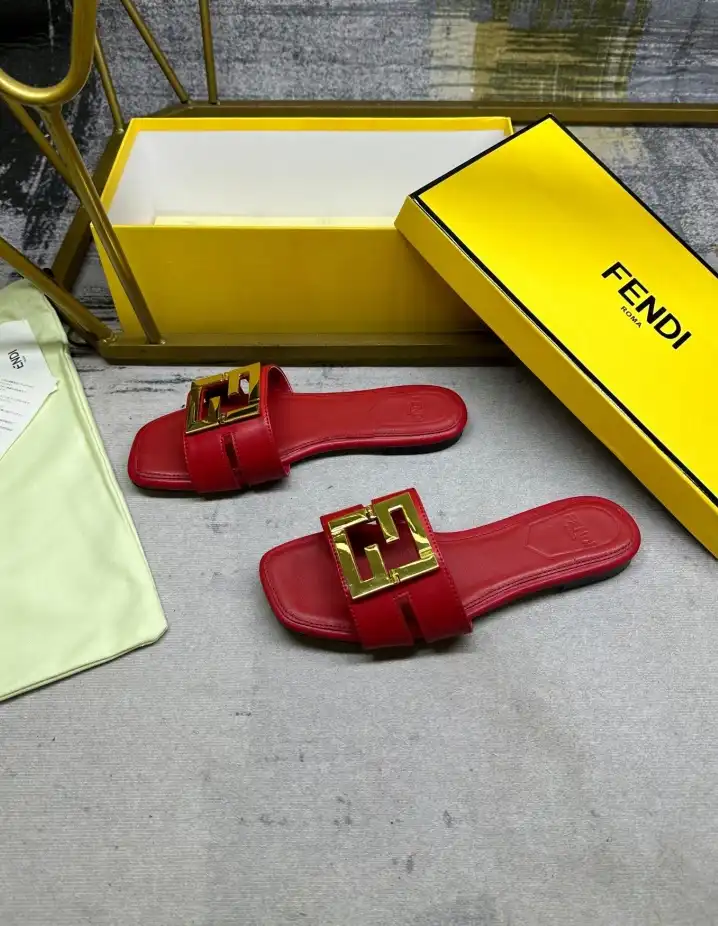 hype Fendi Slippers