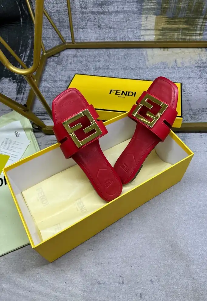 hype Fendi Slippers