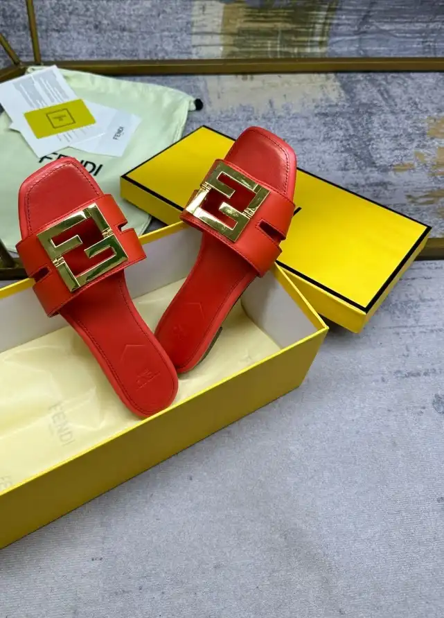 hype Fendi Slippers