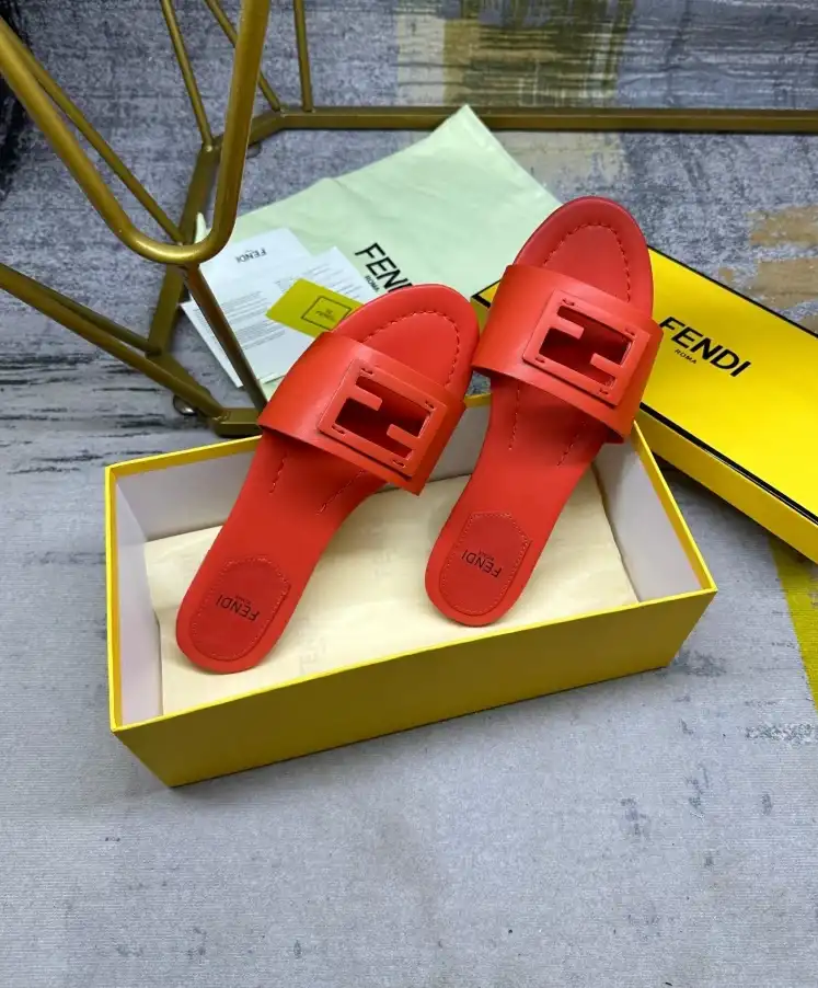 hype Fendi Slippers