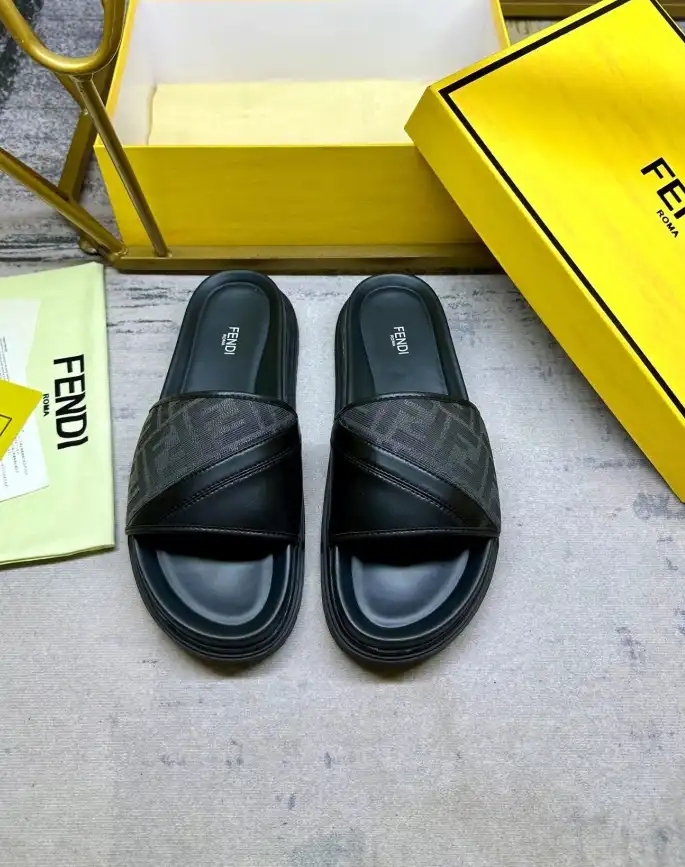 hype Fendi Slippers