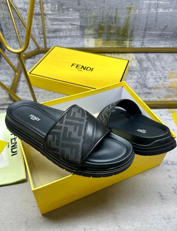 hype Fendi Slippers