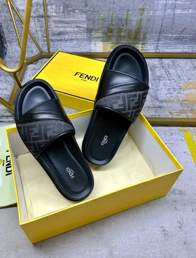 hype Fendi Slippers