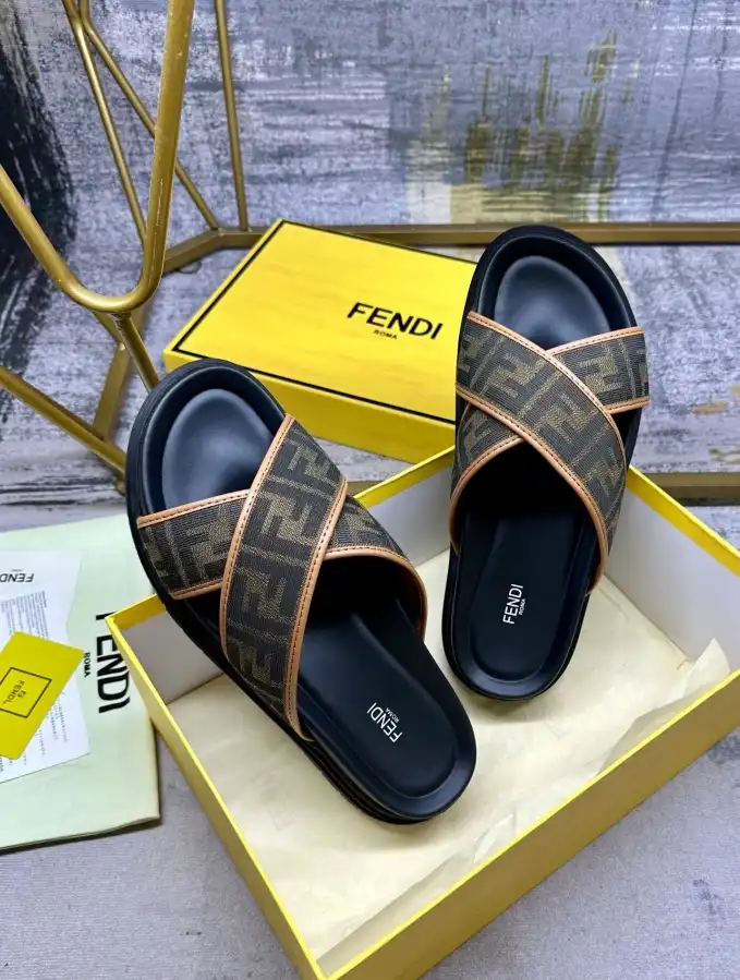 hype Fendi Slippers