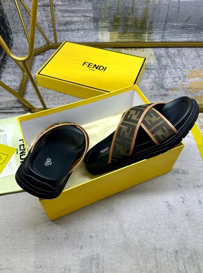 hype Fendi Slippers