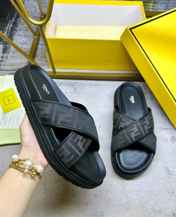 hype Fendi Slippers