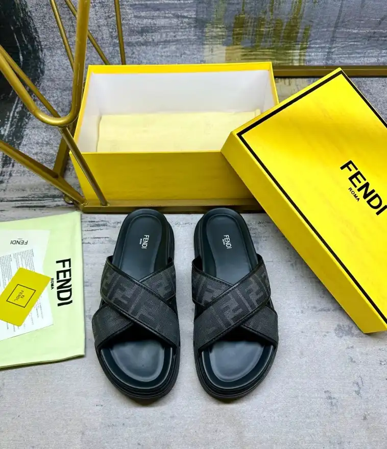 hype Fendi Slippers