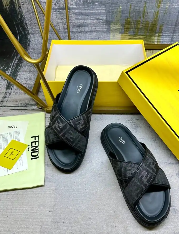 hype Fendi Slippers