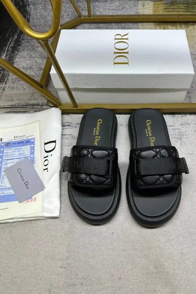 hype Christian Dior Slippers