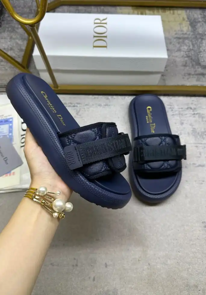 hype Christian Dior Slippers