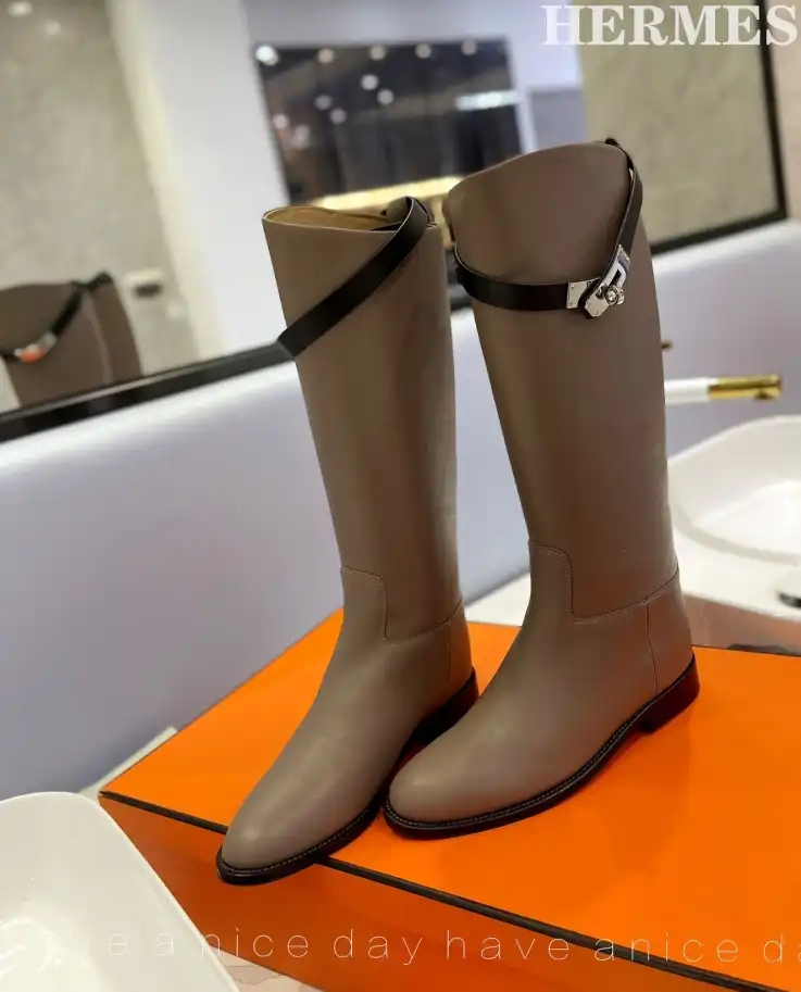 hype Hermes Boots