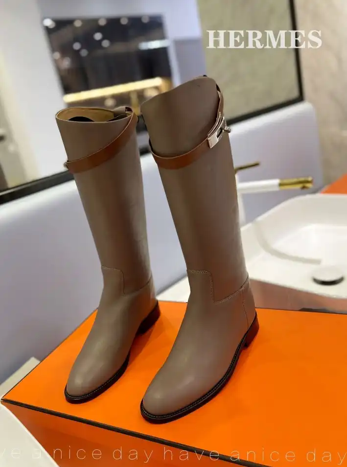 hype Hermes Boots