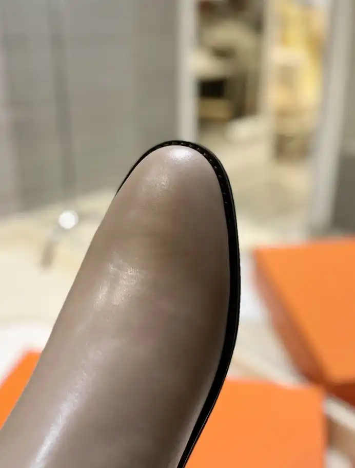 hype Hermes Boots