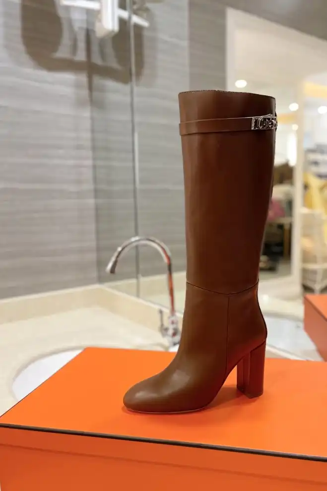 hype Hermes Boots