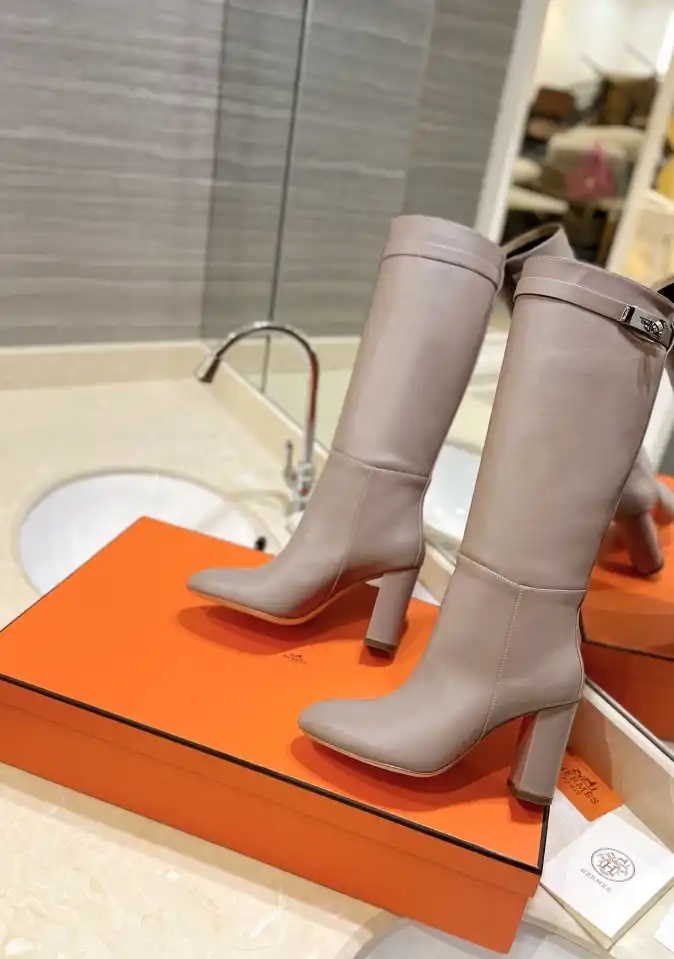 hype Hermes Boots