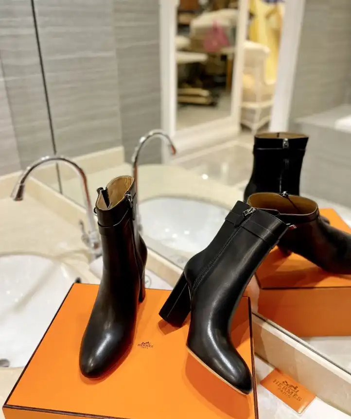 hype Hermes Boots