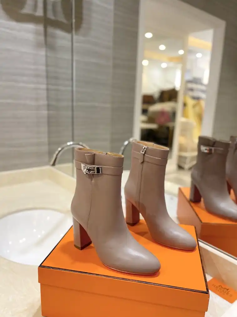 hype Hermes Boots