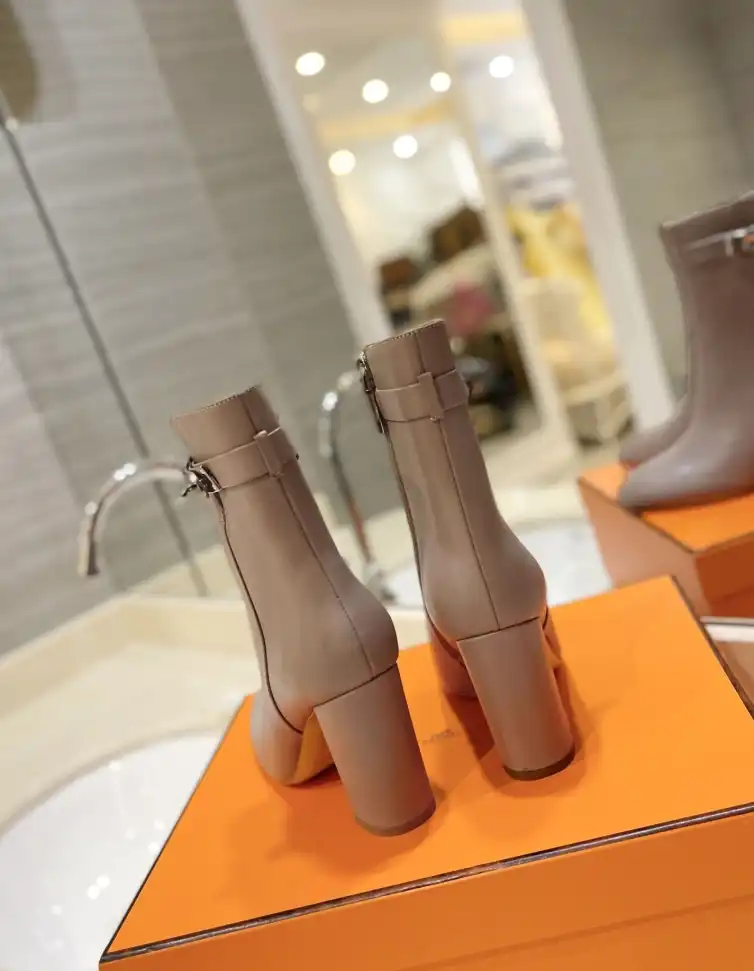 hype Hermes Boots