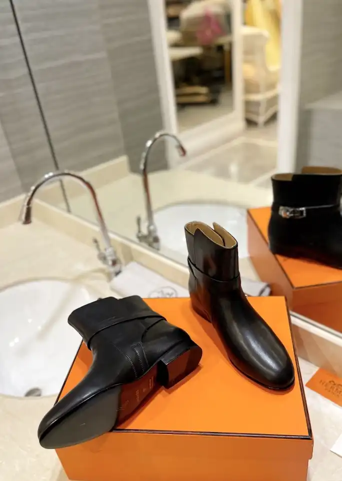 hype Hermes Boots