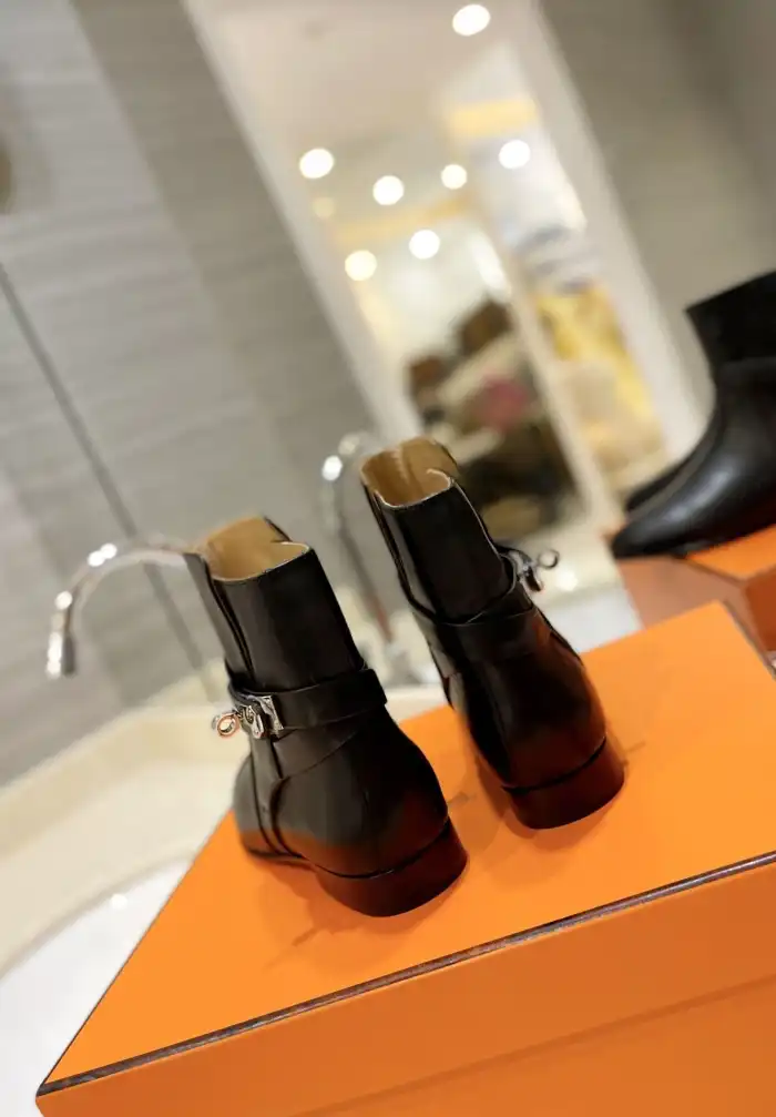 hype Hermes Boots