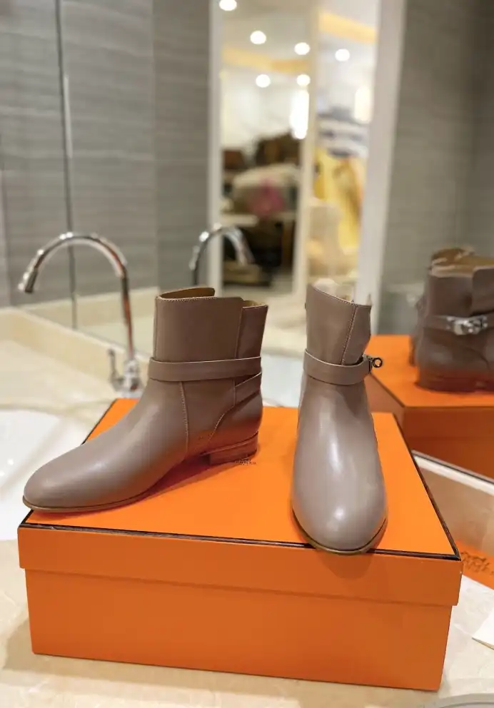 hype Hermes Boots