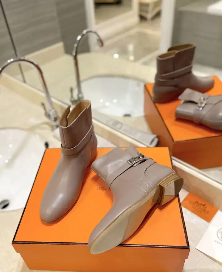 hype Hermes Boots