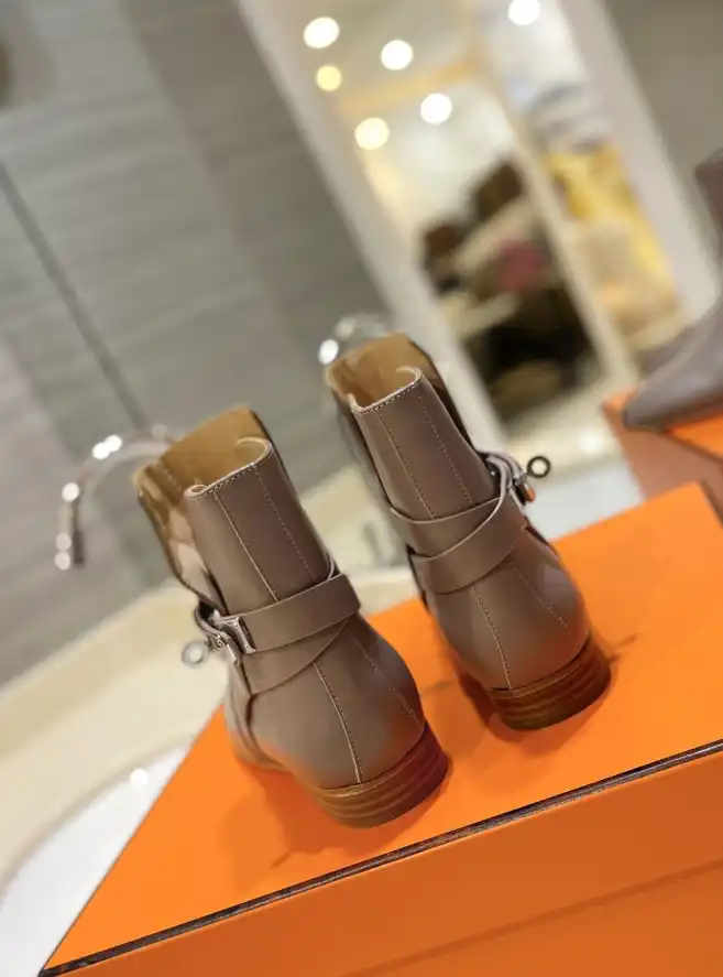 hype Hermes Boots