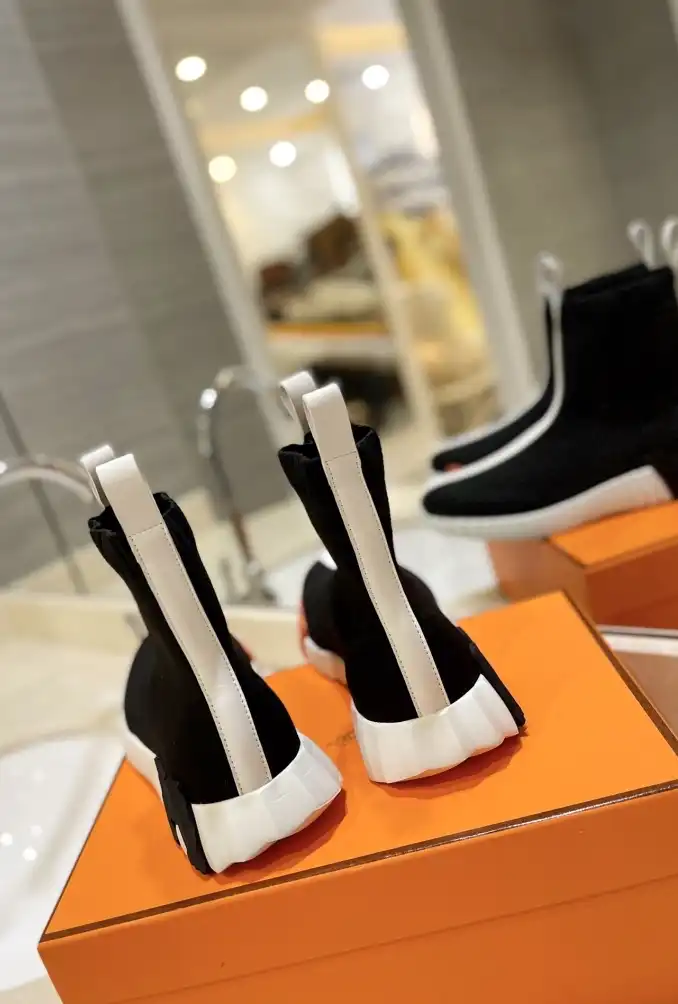 hype Hermes Boots