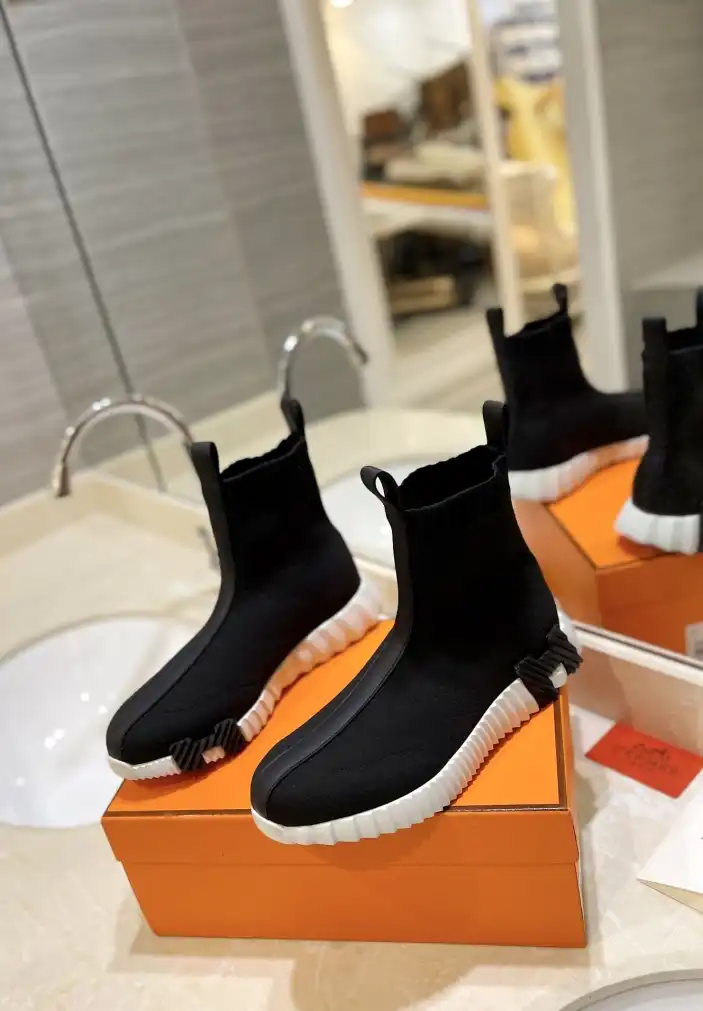 hype Hermes Boots