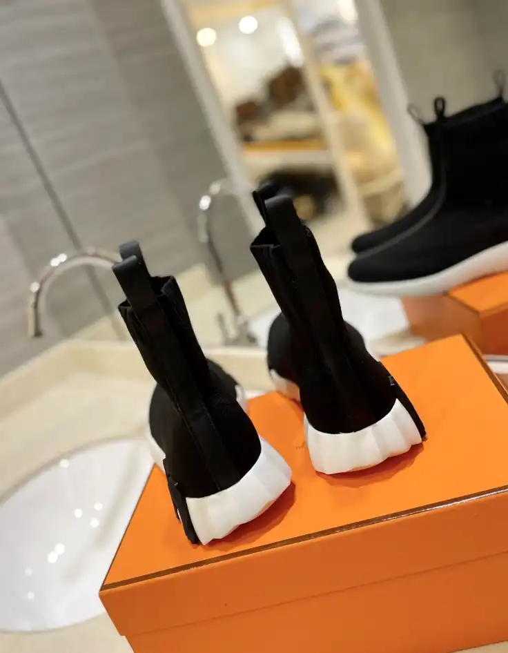 hype Hermes Boots