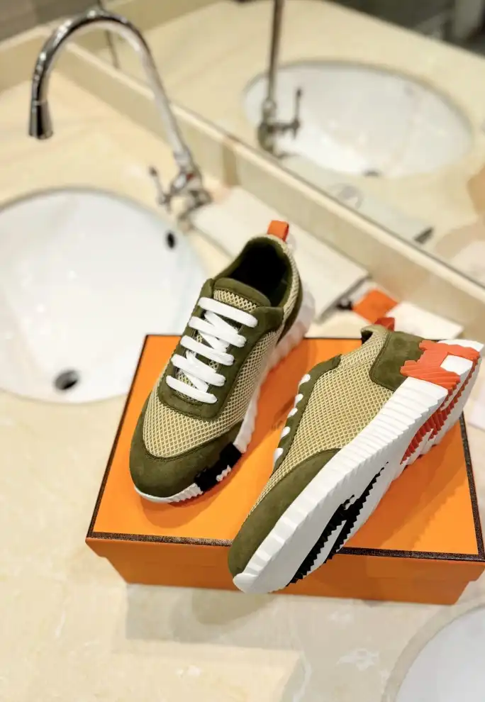 hype Hermes Casual Shoes