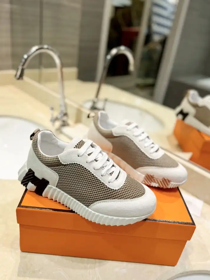 hype Hermes Casual Shoes