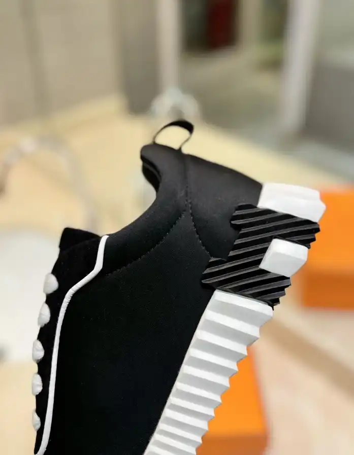 hype Hermes Casual Shoes