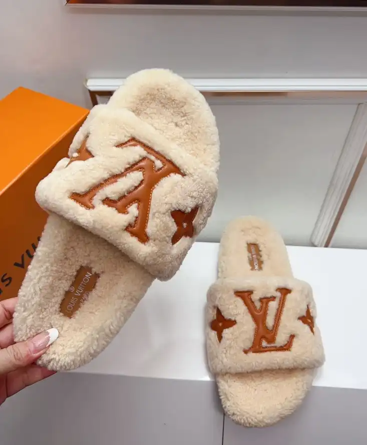 hype LV Slippers