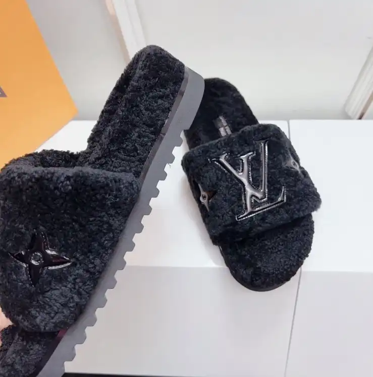 hype LV Slippers