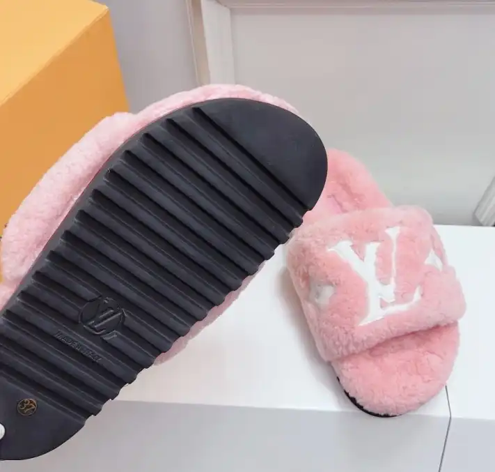 hype LV Slippers