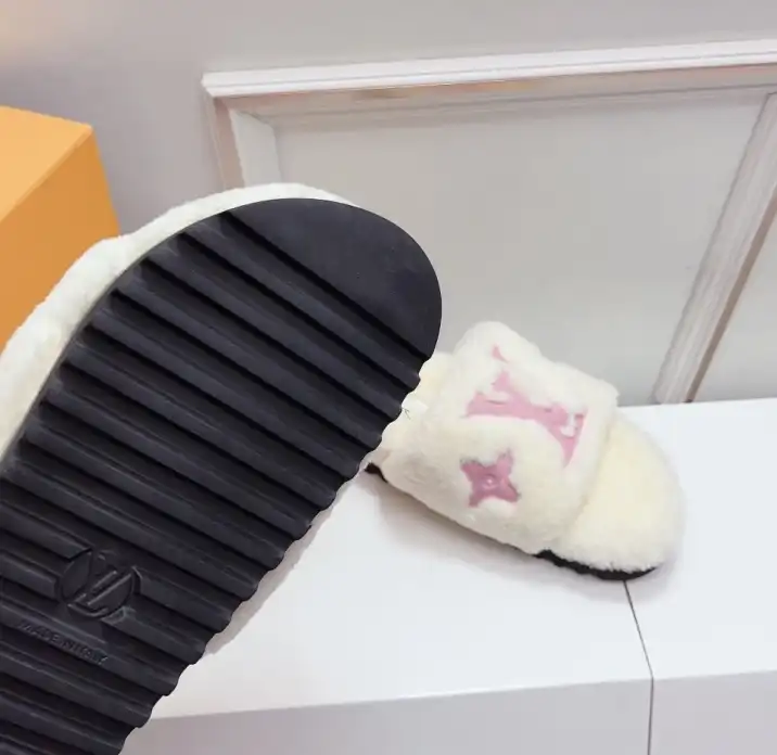 hype LV Slippers