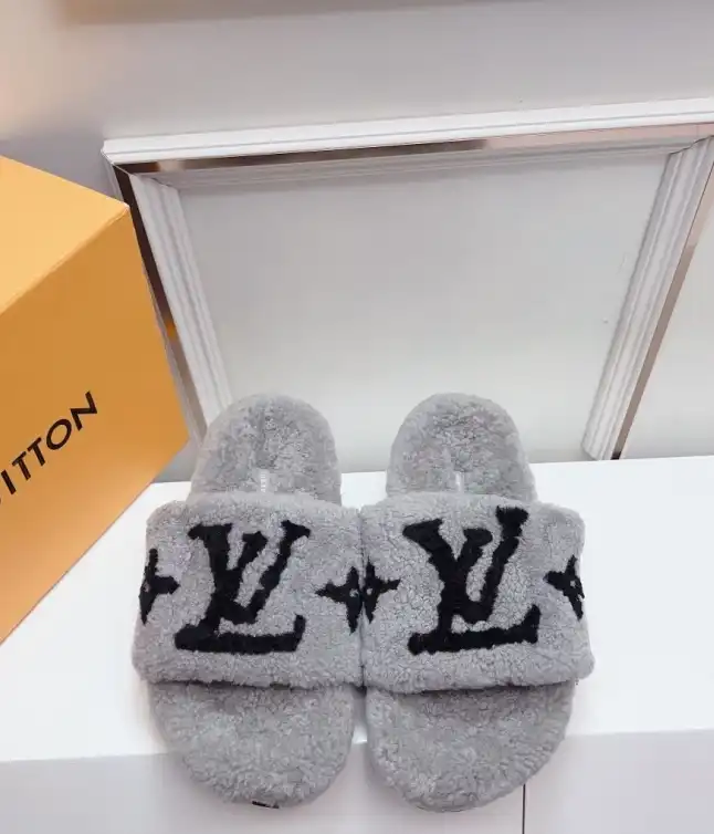 hype LV Slippers