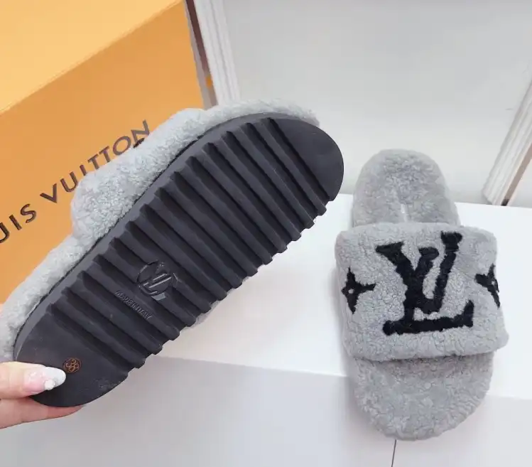 hype LV Slippers