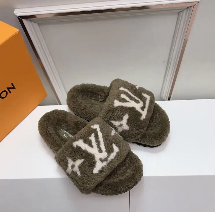 hype LV Slippers